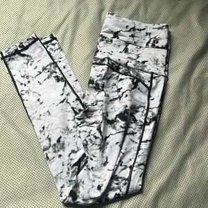 High waisted leggings